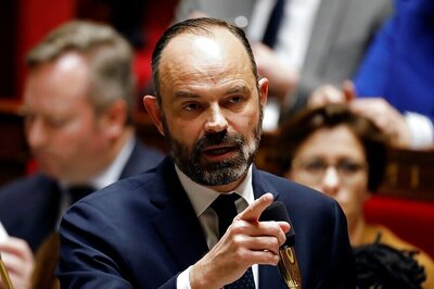 40-Day-Old French Strikes Rumble on as PM Vows to 'Go To End' With Pension Reforms