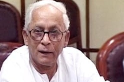 BJP demands Prez rule in Bengal