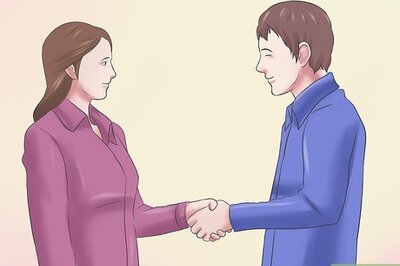 How to Teach Autistic Children to Start a Conversation