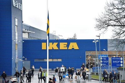 With Samosas and Veggie Hotdogs, IKEA Lays Ground for India Debut
