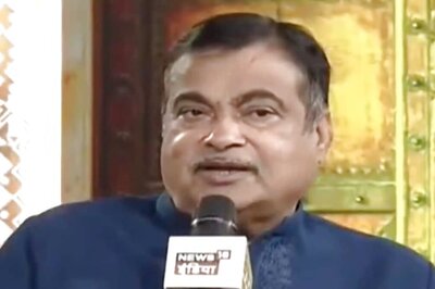 Govt Developing Rs 2L Cr Worth Logistics Clusters, Tech to Boost Public Transport: Gadkari | News18 Chaupal