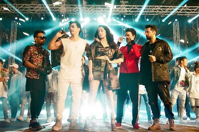 High Rated Gabru: Varun Dhawan, Shraddha Kapoor's Quirky Chemistry Lights Up The Screen