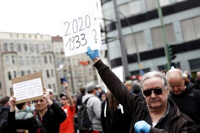 'I Want My Life Back': Germans Protest Against Lockdown as Coronavirus Cases Rises to 152,438