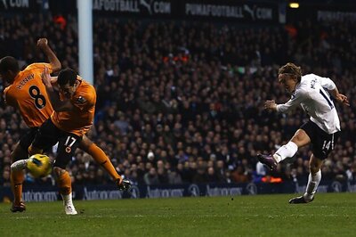 Spurs stutter in title race after draw