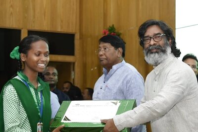 Jharkhand CM Hemant Soren Lays Foundation of 3 Residential Schools, Felicitates Board Exam Toppers