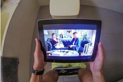 Why Using Smartphone in Loo May Give You Piles