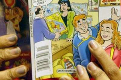 Betty stays Cooper, Archie proposes to Veronica!