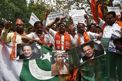 Will Narendra Modi do a Trump on Pak Artistes, Asks Shiv Sena