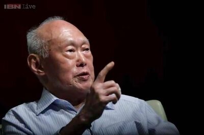 Architect of modern Singapore and its first PM Lee Kuan Yew dies at 91