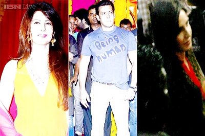 Katrina Kaif attends Salman Khan's Ganpati visarjan