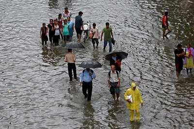 Flood threat looms over Telangana, Andhra as Godavari swells
