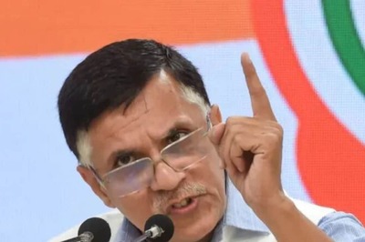 Remarks on PM: SC Transfers 3 FIRs Against Pawan Khera to Lucknow, Extends Bail Till Apr 10