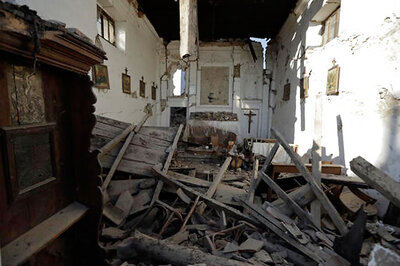 Bulldozers Work to Clear Out Italy's Quake-hit Towns