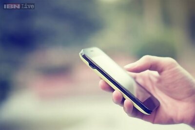 Using smartphones won't make you feel any happier when you are upset