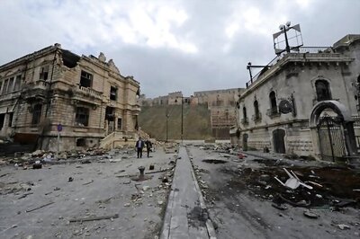 Gunmen Burn Buses, Hindering Aleppo Evacuation Deal