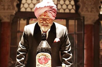 'Matru Ki Bijlee..' Tweet Review: 1st day, 1st show