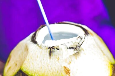 5 Benefits of Drinking Coconut Water in the Summers