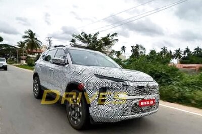 Tata Safari in Petrol Likely to Launch Soon, Spy Shots Surfaced on Internet