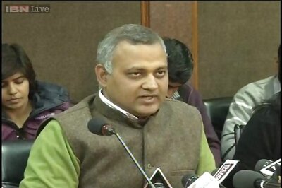 Midnight raid: Police to file FIR against Somnath Bharti, others
