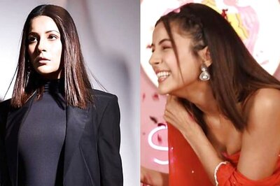 Shehnaaz Gill Rocks A Red Suit, Spreads Cheer on Her Talk Show Set; Video Goes Viral