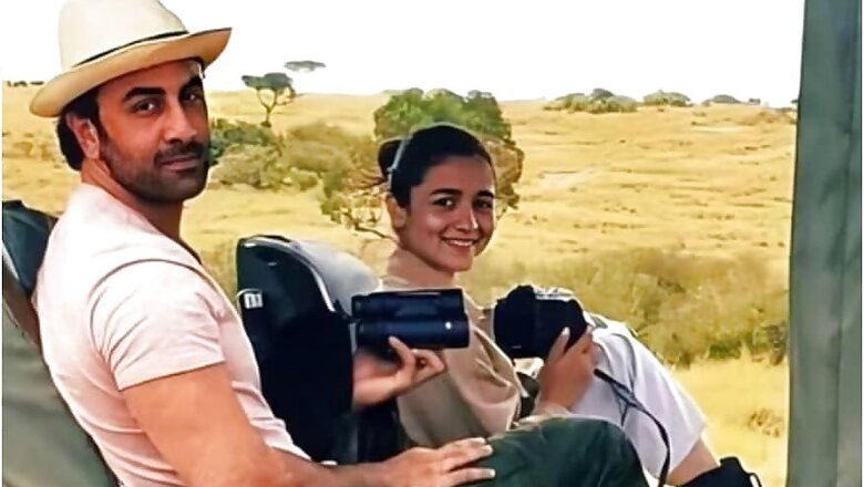This Throwback Pic of Ranbir Kapoor, Alia Bhatt from Their Vacay Deserves Your Attention