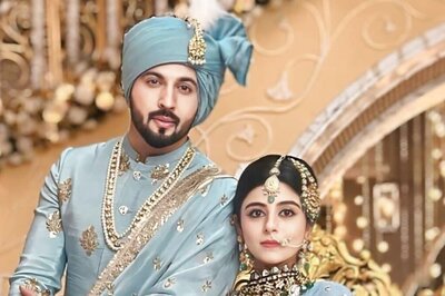 In Pics: Rabb Se Hai Dua's Dheeraj Dhoopar, Yesha Rughani Ace The Twinning Game