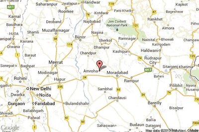 Amroha: Five persons killed in collision between van and truck