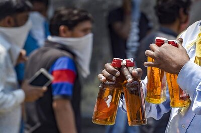 Days After Hooch Tragedy in MP's Morena, Shivraj Govt's Plans to Boost Liquor Sale Stirs Up Political Heat