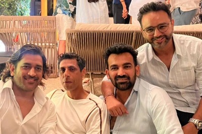 MS Dhoni Spends Time With Former Teammates Zaheer Khan, Ashish Nehra And Parthiv Patel Ahead of IPL 2024 - See Photo