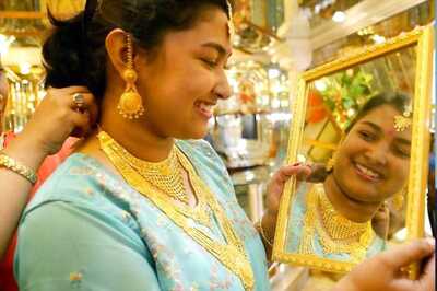 India's Gold Demand Went Up By 9% to 727 Tonne in 2017