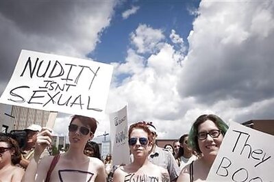 Hundreds in Canada rally for women's topless rights