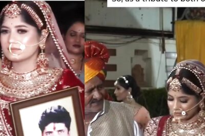 Desi Bride Walks to Mandap With Her Late Father's Photograph in Emotional Video