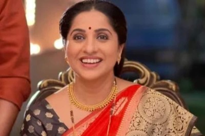 Marathi Actress Ashvini Mahangade Thanks Viewers As TV Soap Aai Kuthe Kay Karte Completes 1200 Episodes