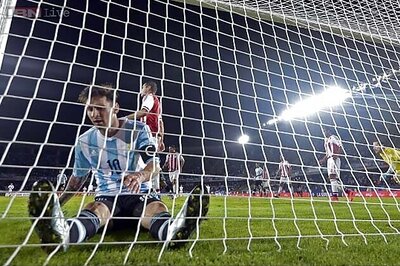Argentina concede late goal, draw Paraguay in Copa America