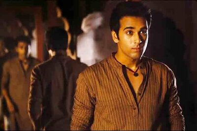 Farhan Akhtar is the show stealer in 'Dil Dhadakne Do': Pulkit Samrat