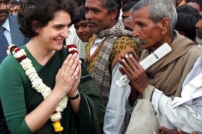 BJP's repeated attacks on Vadra shows it is scared of Priyanka: Cong