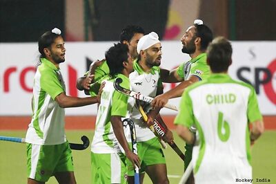 Delhi Waveriders beat Ranchi Rhinos in HIL