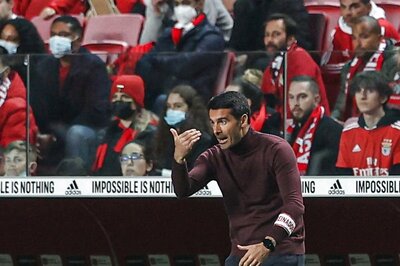 UEFA Champions League: Benfica Coach Expects Open Encounter at Ajax