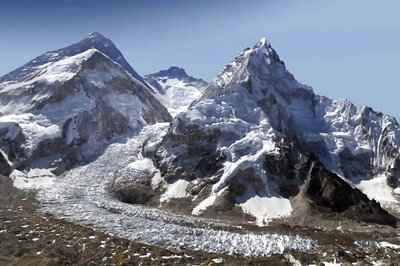 Mount Everest Draws 33% More Visitors in 2016