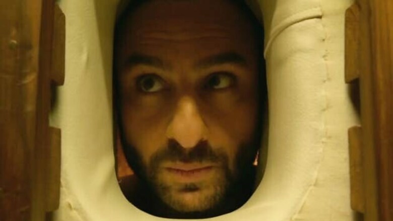 Saif Ali Khan poses with pants down for 'Happy Ending'