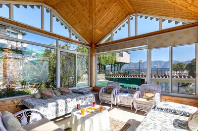 Travel: Discover the Best Staycation Options for a Summer Getaway With Your Family