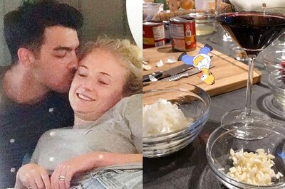 Joe Jonas' Chicken Tikka Masala Treat for Wife Sophie Turner