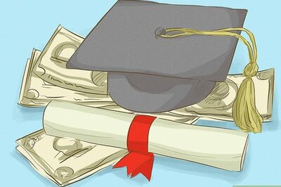 How to Become a Film Makeup Artist