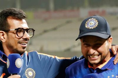 'Surya ke Batting Coach Aur Ab Kuldeep ke Bowling Coach Bhi': Chahal's Hilarious Conversation with Teammate - WATCH