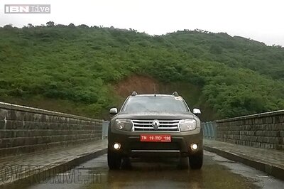 Renault Duster AWD to be launched in India on September 24