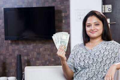 Ladies, Follow These 3-Key Tips To Save Money