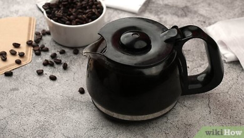 How to Dye Fabric With Coffee