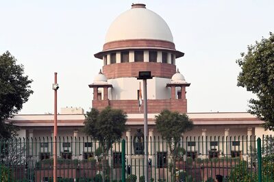 NMC Expected to Act in Fair Manner, Says SC; Rejects Pleas with Costs of Rs 10 Lakh