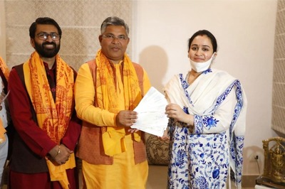 Mulayam Singh Yadav's Daughter-in-law Donates Rs 11 Lakh for Ayodhya's Ram Temple