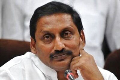 AP CM to Govt: Decide soon on Telangana